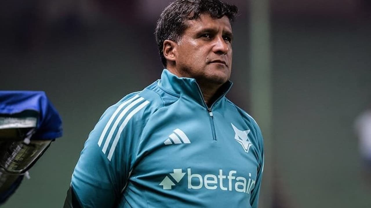 Escalações Cruzeiro x Atlético-MG: times prontos para clássico