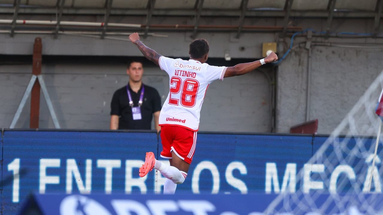 Melhores momentos: Internacional faz 2 a 0 no Caxias