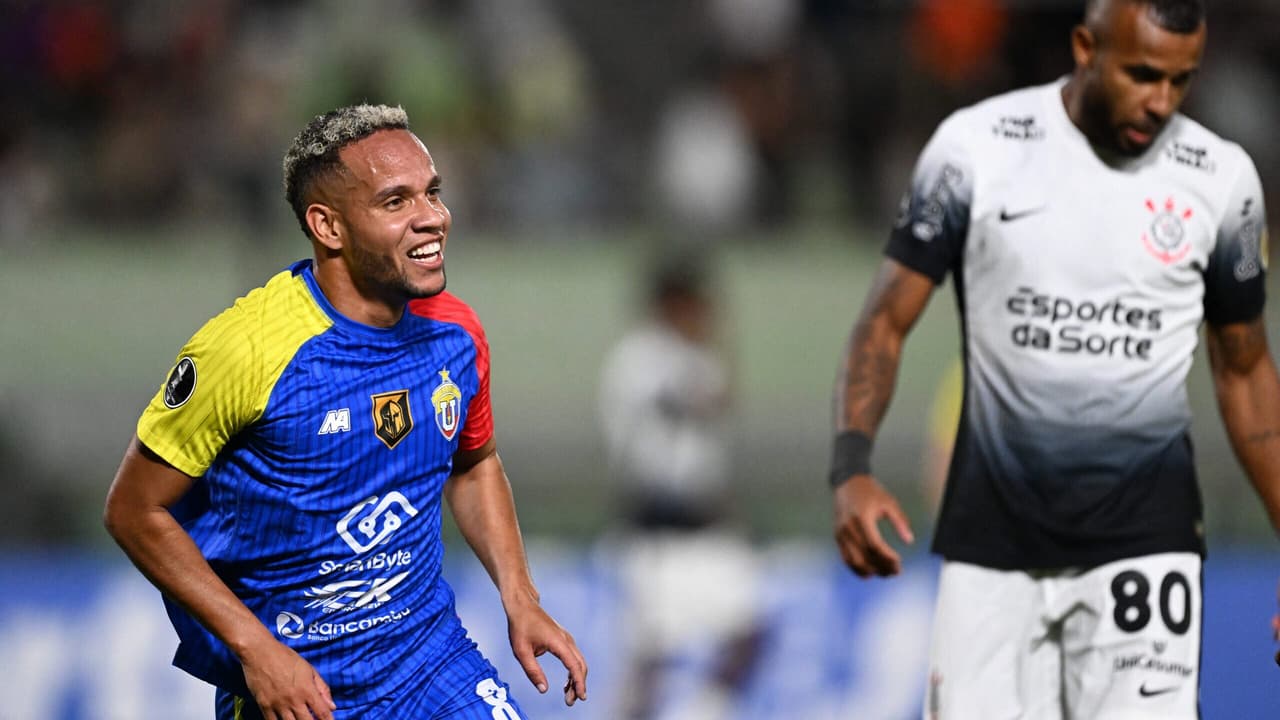 Hugo Souza reconhece supremacia do Corinthians e lamenta empate na Libertadores