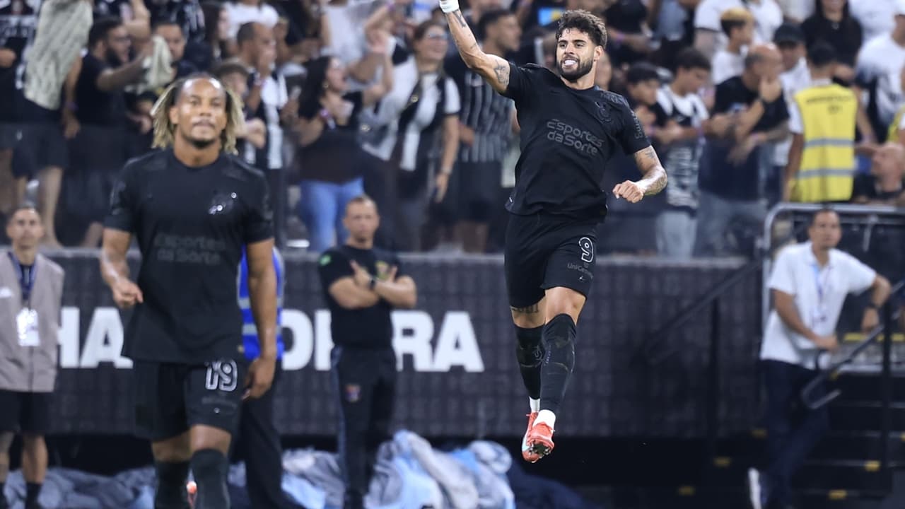 Yuri alberto comemora recorde e revela nova técnica de cobrança no Corinthians
