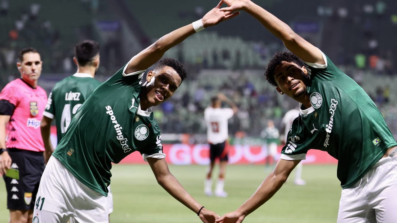 Palmeiras busca classificação no Paulistão e precisa vencer na próxima rodada.