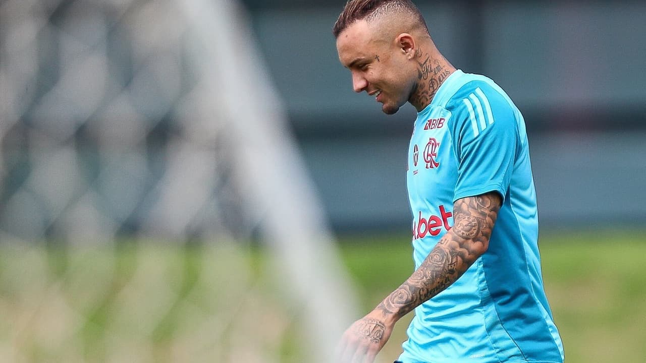 Flamengo confirma lesão de Cebolinha e dúvida para clássico contra Vasco