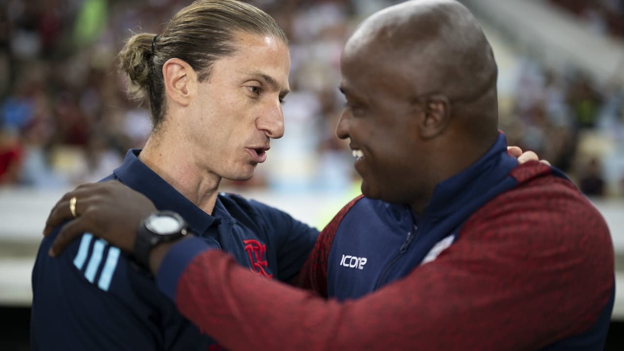 Filipe Luís destaca a alegria dos jogadores do Flamengo durante as partidas.