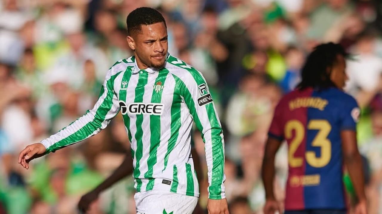 Transferência de Vitor Roque para o Palmeiras confirmada por técnico do Real Betis