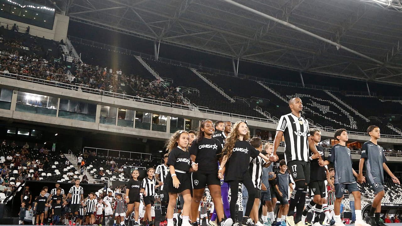 Com novidades, Botafogo está escalado diante do Nova Iguaçu