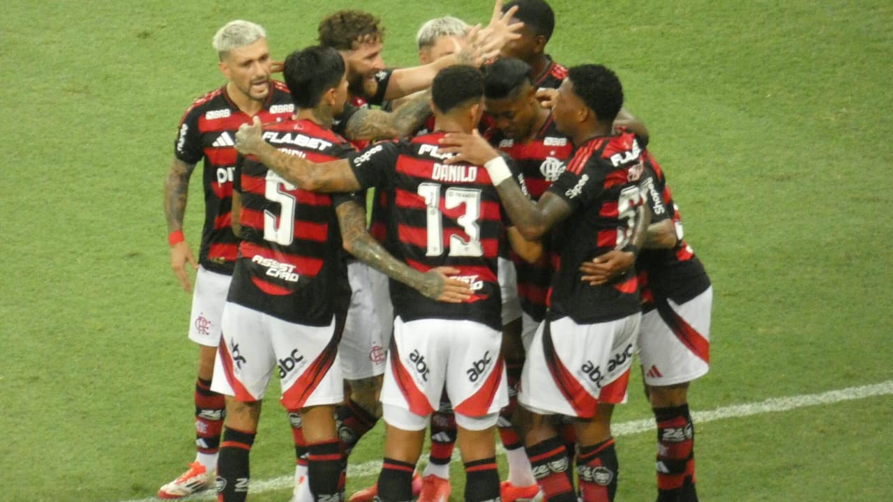 Atuação de Ídolo do Flamengo Gera Questionamentos Entre Torcedores: Hora de Cobrar?