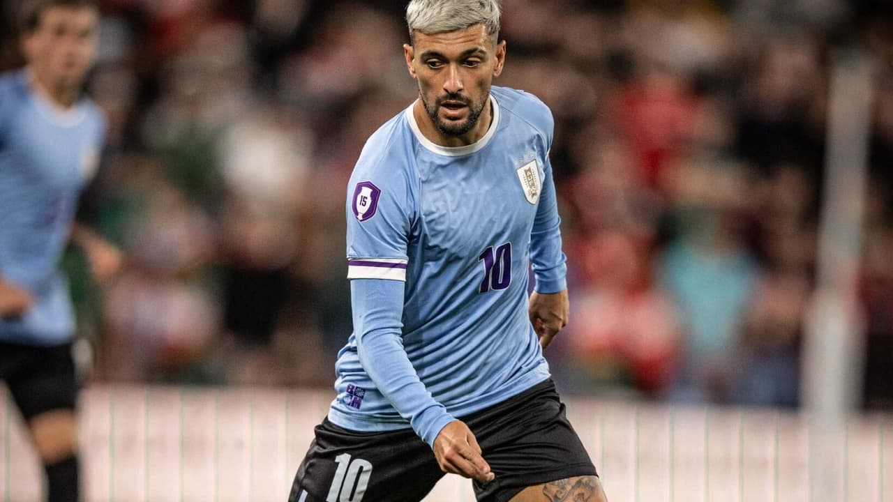 Estrangeiros do Flamengo desfalcam equipe durante período de jogos pela seleção.