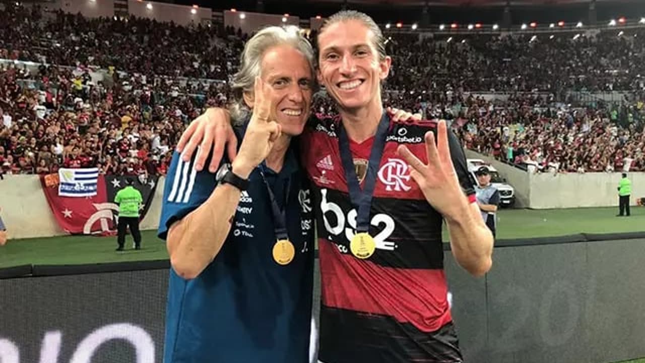 Filipe Luís se posiciona: já é maior que Jorge Jesus na história do Flamengo?