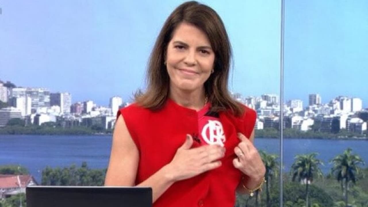 marianna gross celebra novo título do flamengo em programa esportivo da globo.