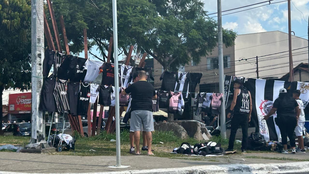 Torcedores debatem Ramón e ignoram Neymar antes de clássico entre Corinthians e Santos