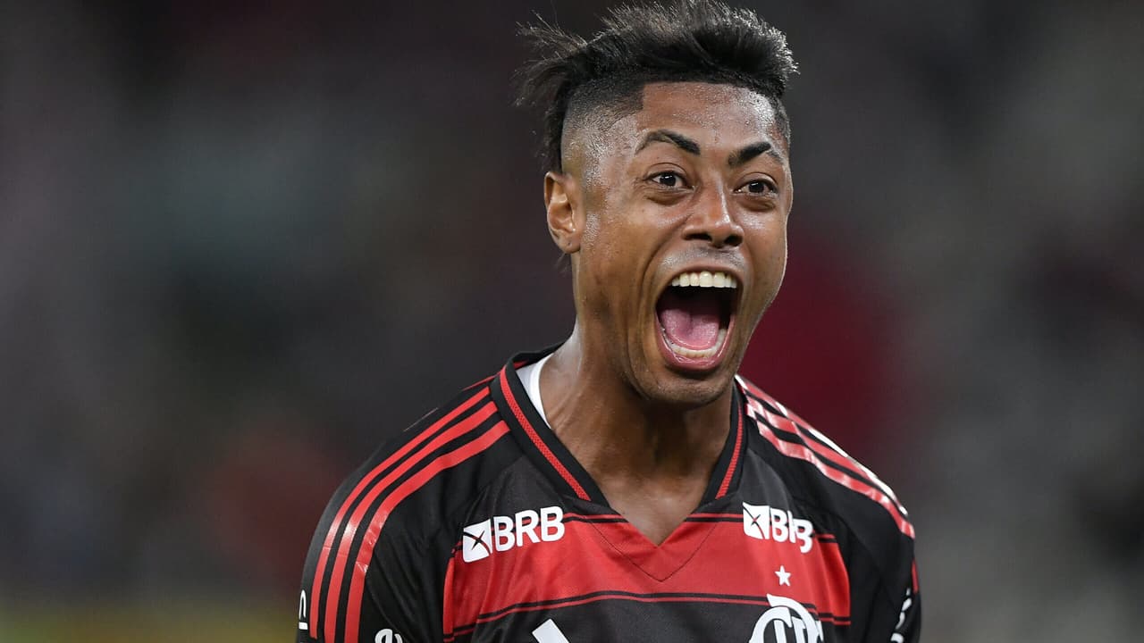 Bruno Henrique lidera artilharia do Flamengo em clássicos neste ano.