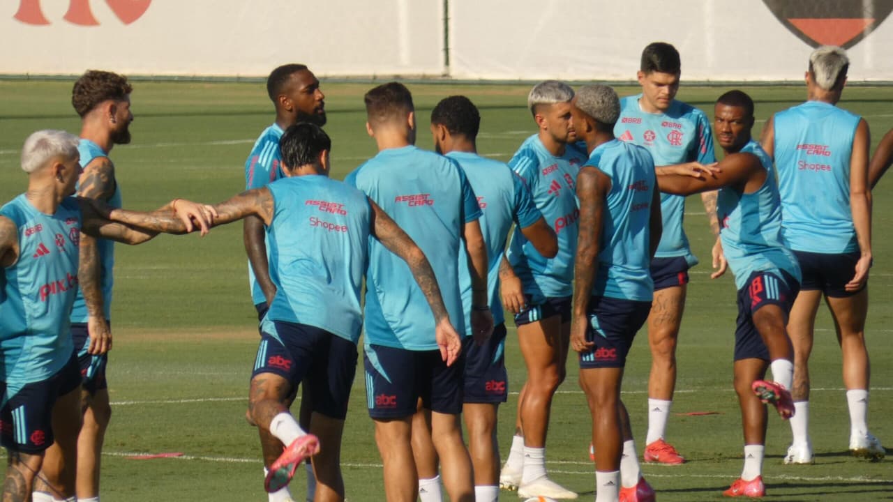 Convocados realizam preparação visando clássico contra o Vasco no Flamengo.