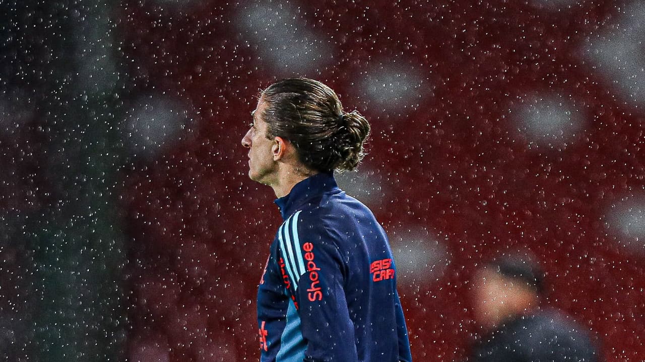 Flamengo pode apresentar novidades no confronto contra o Corinthians