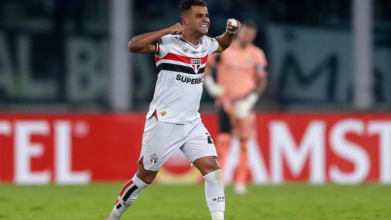 GOL IMPORTANTÍSSIMO! Alisson encerra jejum de quase 300 dias com gol contra o Talleres