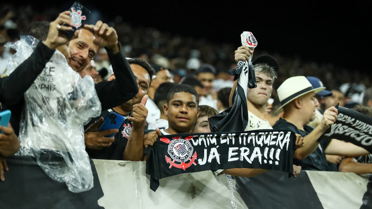 Ingressos disponíveis para estreia de Dorival no Corinthians contra Internacional.