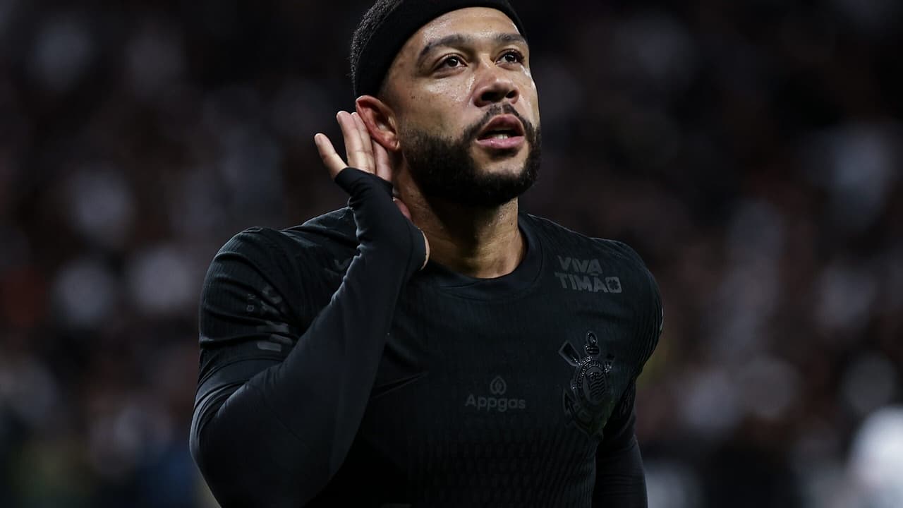 Corinthians garante vitória sobre Vasco e conquista primeira vitória no Brasileirão.