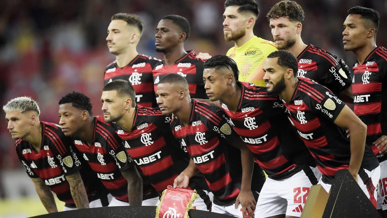 Revelação de Suposta Premiação Polêmica para Jogadores no Flamengo.