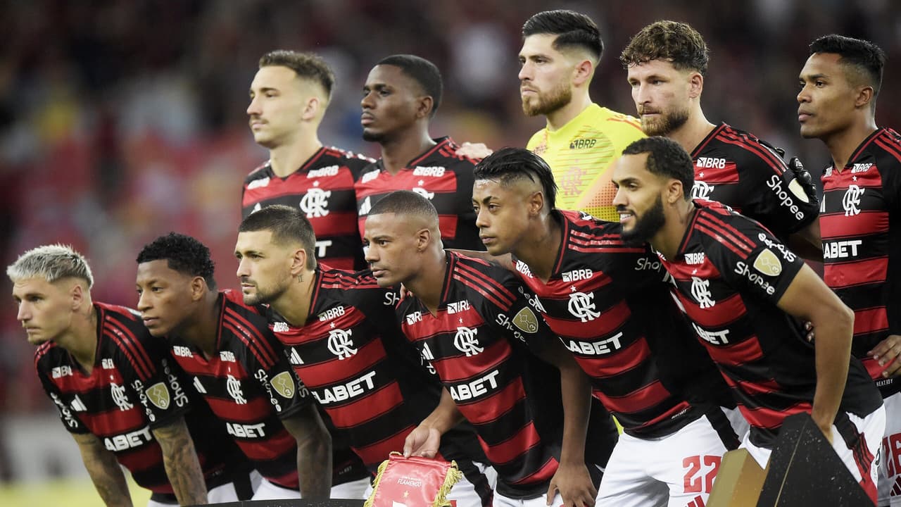 Nova patrocinadora do Flamengo poderá ter três diferentes identidades no uniforme.