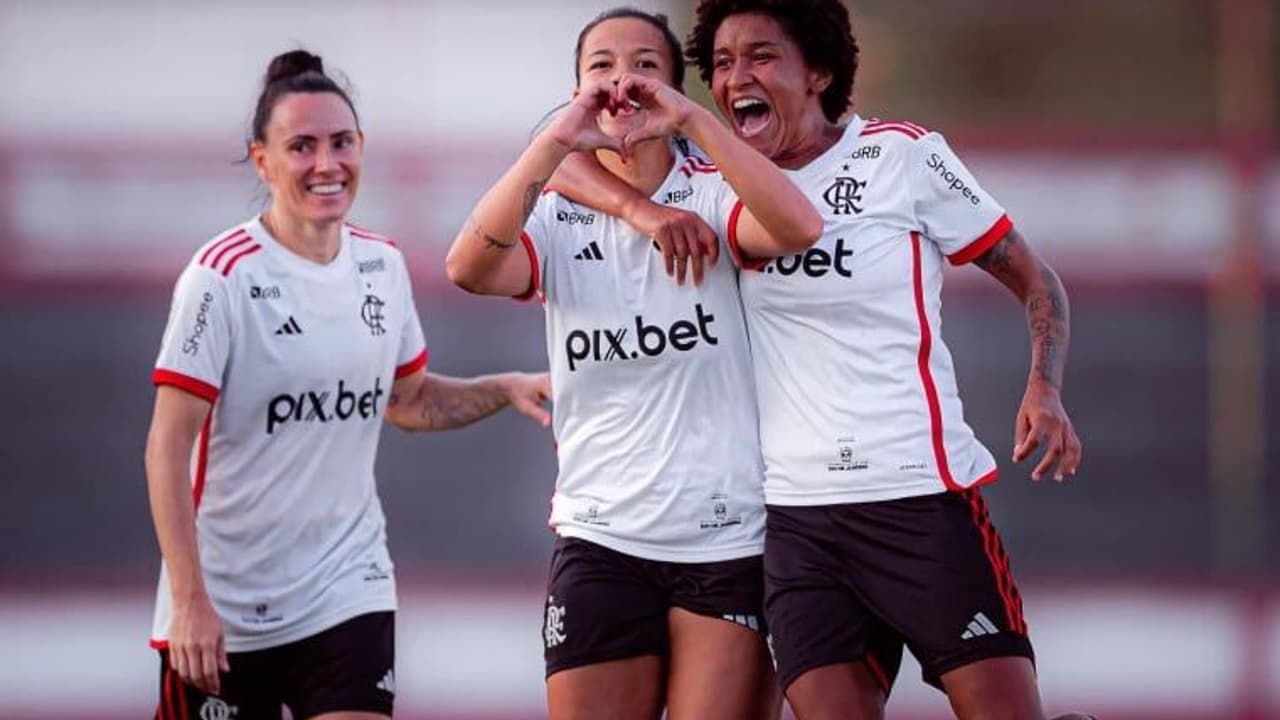 Flamengo vence Fluminense na estreia de Rosana e conquista Copa Rio Feminina.