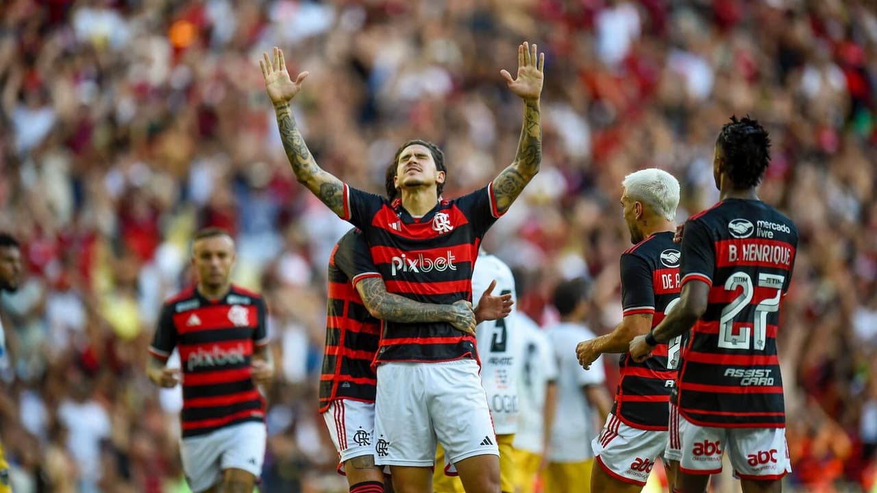 Torcida flamenguista celebra volta de Pedro ao time titular: Nove bolado