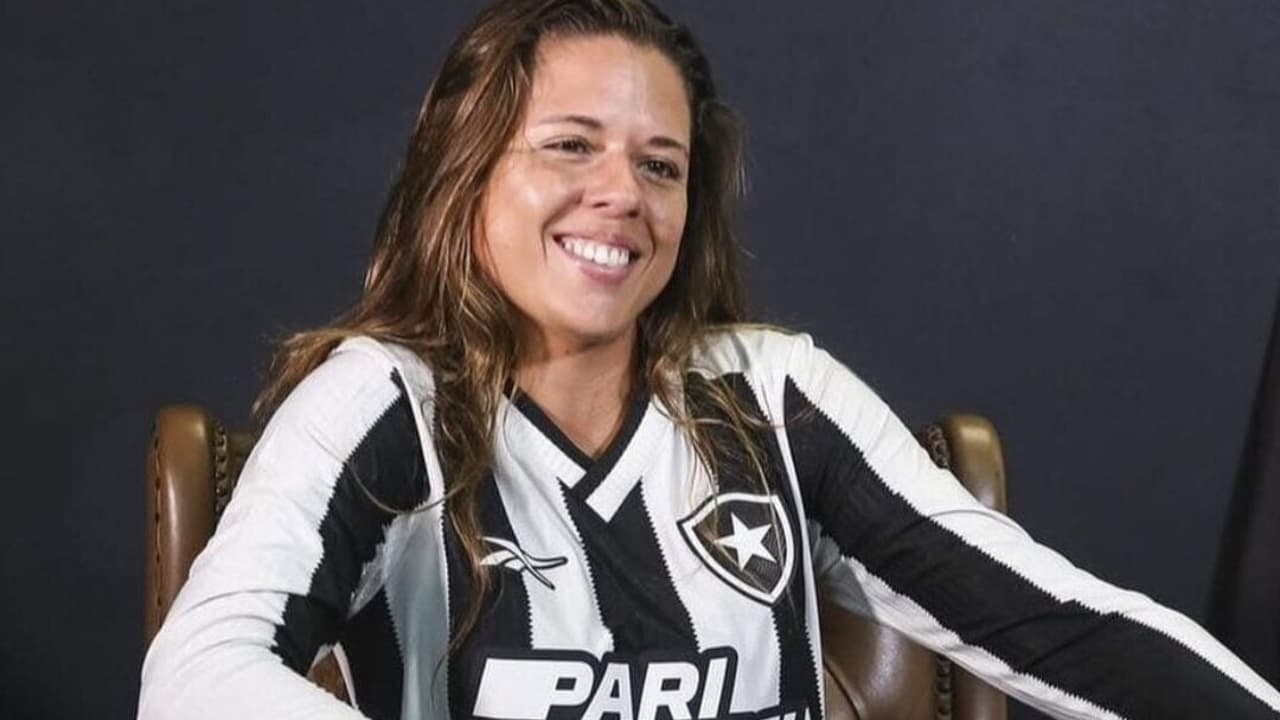 Flamengo ou Botafogo? Hanna Santos revela seu time do coração