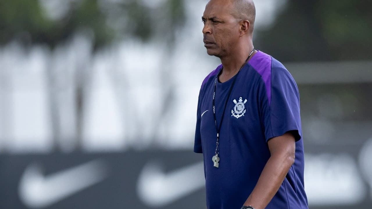 Técnico interino do Corinthians promete pressão intensa sobre o Sport no Brasileirão