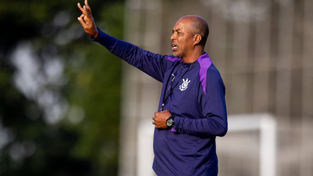 Corinthians amplia possibilidades táticas para a Sul-Americana