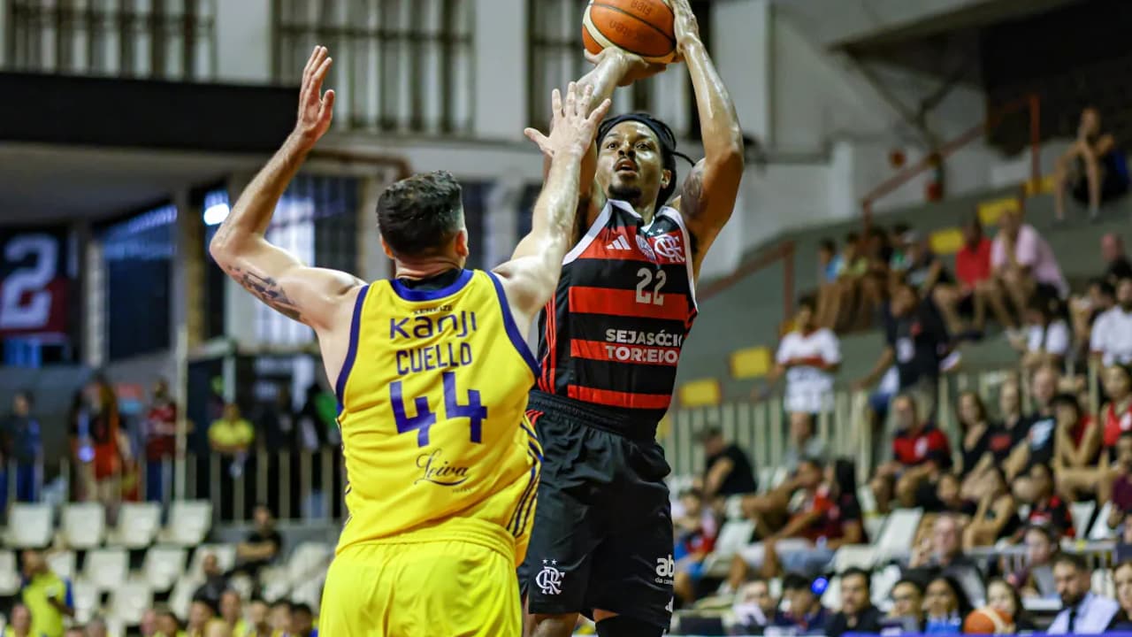 Técnico do Flamengo analisa final da BCLA contra Boca Juniors: desgaste evidente.