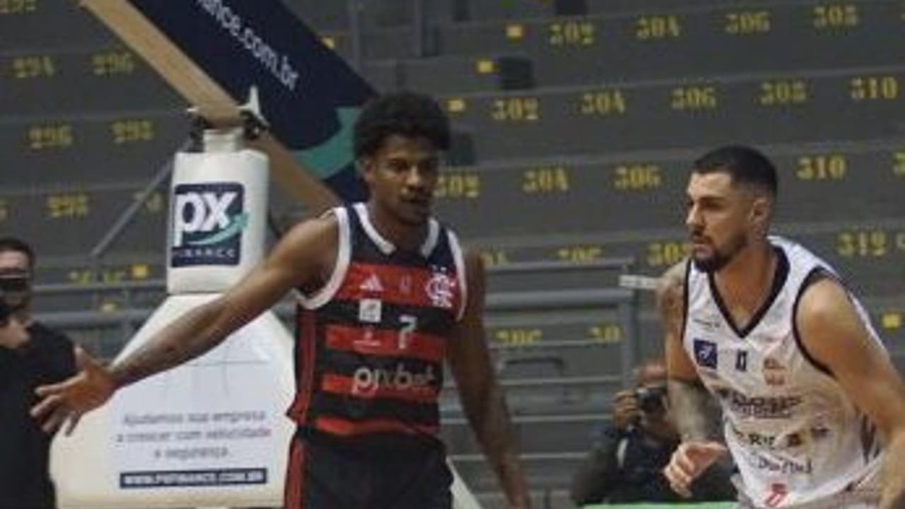 Flamengo e Vasco saem na frente nos playoffs do NBB; confira resultados.