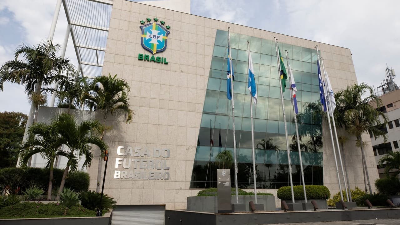 Confederação brasileira de futebol supera flamengo e fatura mais no país.
