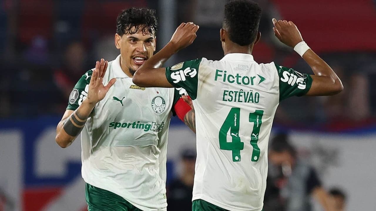 Palmeiras Alcança Objetivo Almejado na Libertadores: Sequência de Vitórias Exaltada por Estêvão.