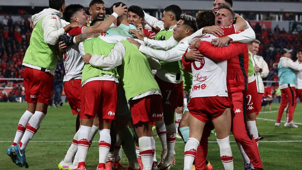 corinthians pode ser beneficiado na sul-americana com huracán na final do argentino