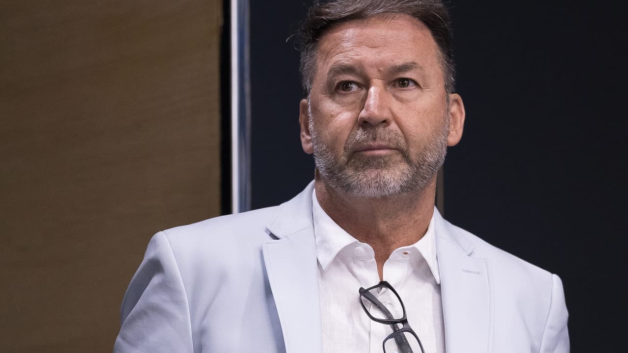 Conselho do Corinthians agenda retomada da votação do impeachment de Augusto Melo