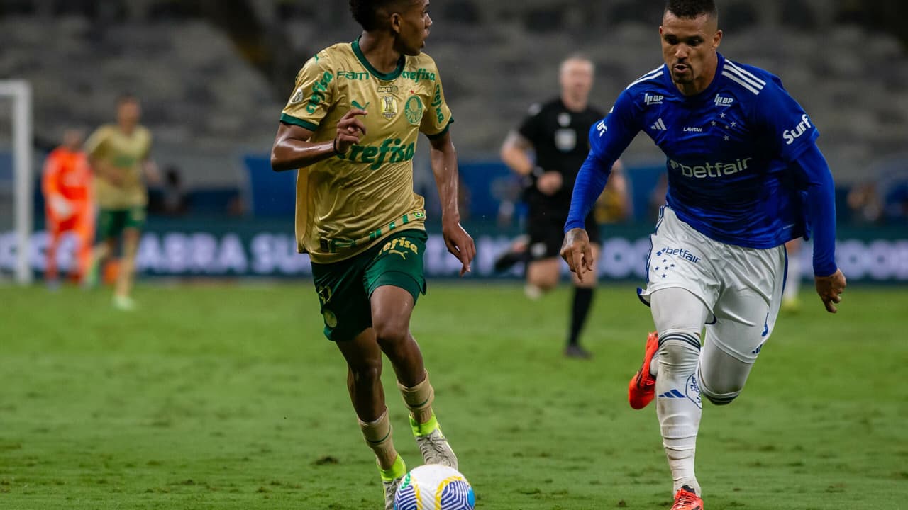 Duelo de Invictos: Cruzeiro e Palmeiras Defendem Sequências Distintas no Brasileirão.