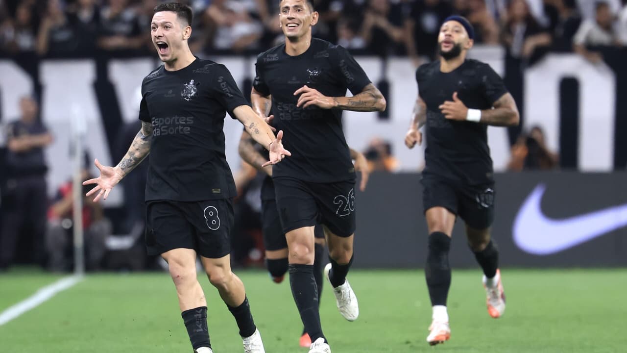 Campeão do Brasileiro dispara contra time do Corinthians: 'Muito ruim'