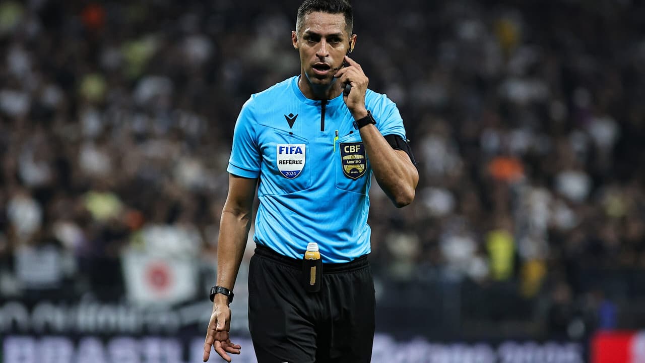 Árbitro pernambucano apitará confronto entre Cruzeiro e Palmeiras