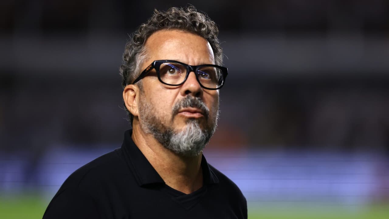 Cléber Xavier analisa derrota do Santos no Brasileirão e abre o jogo sobre desgastes