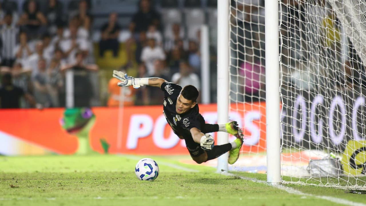 Santos X CRB: CBF divulga áudio do VAR de pênalti defendido por Brazão