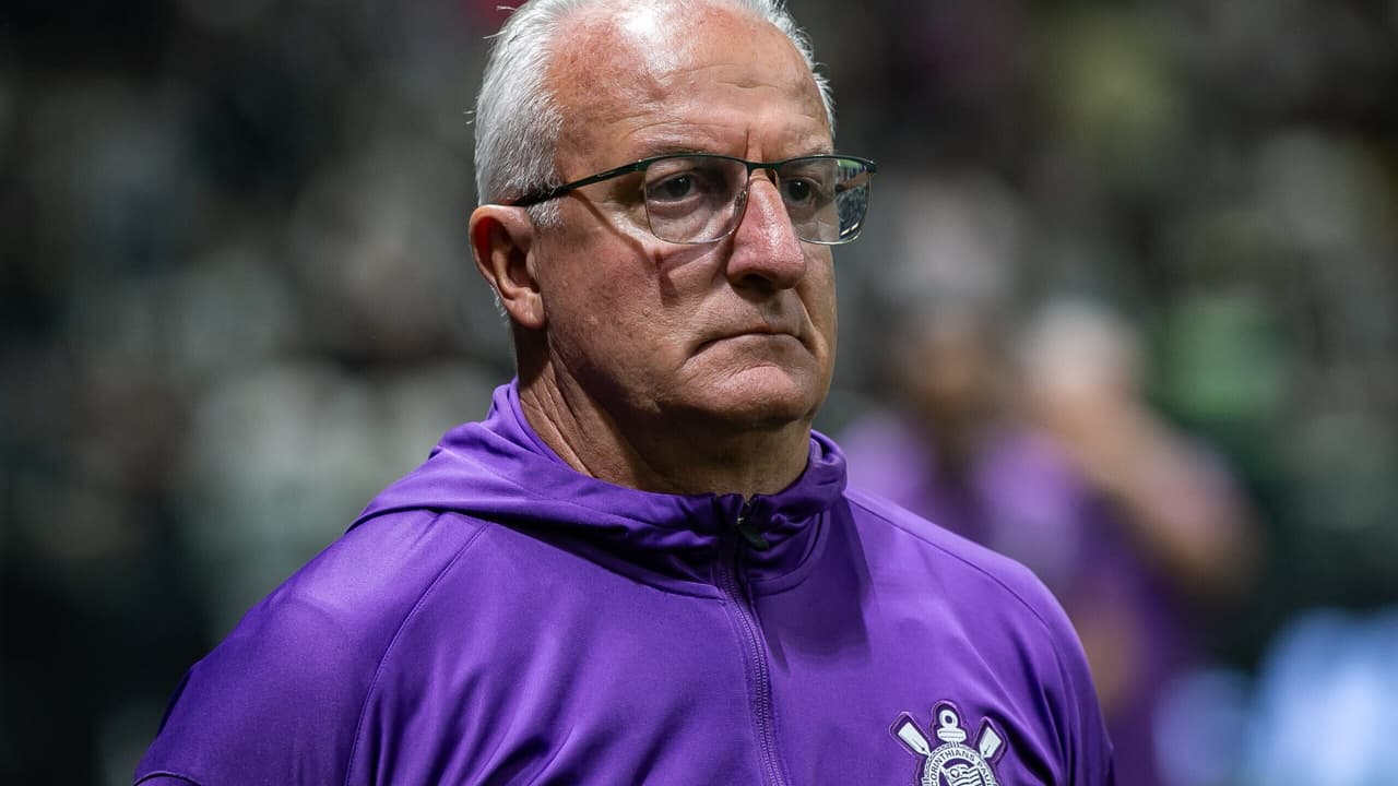 Evolução de Dorival Júnior no Corinthians iguala feito de Vítor Pereira.