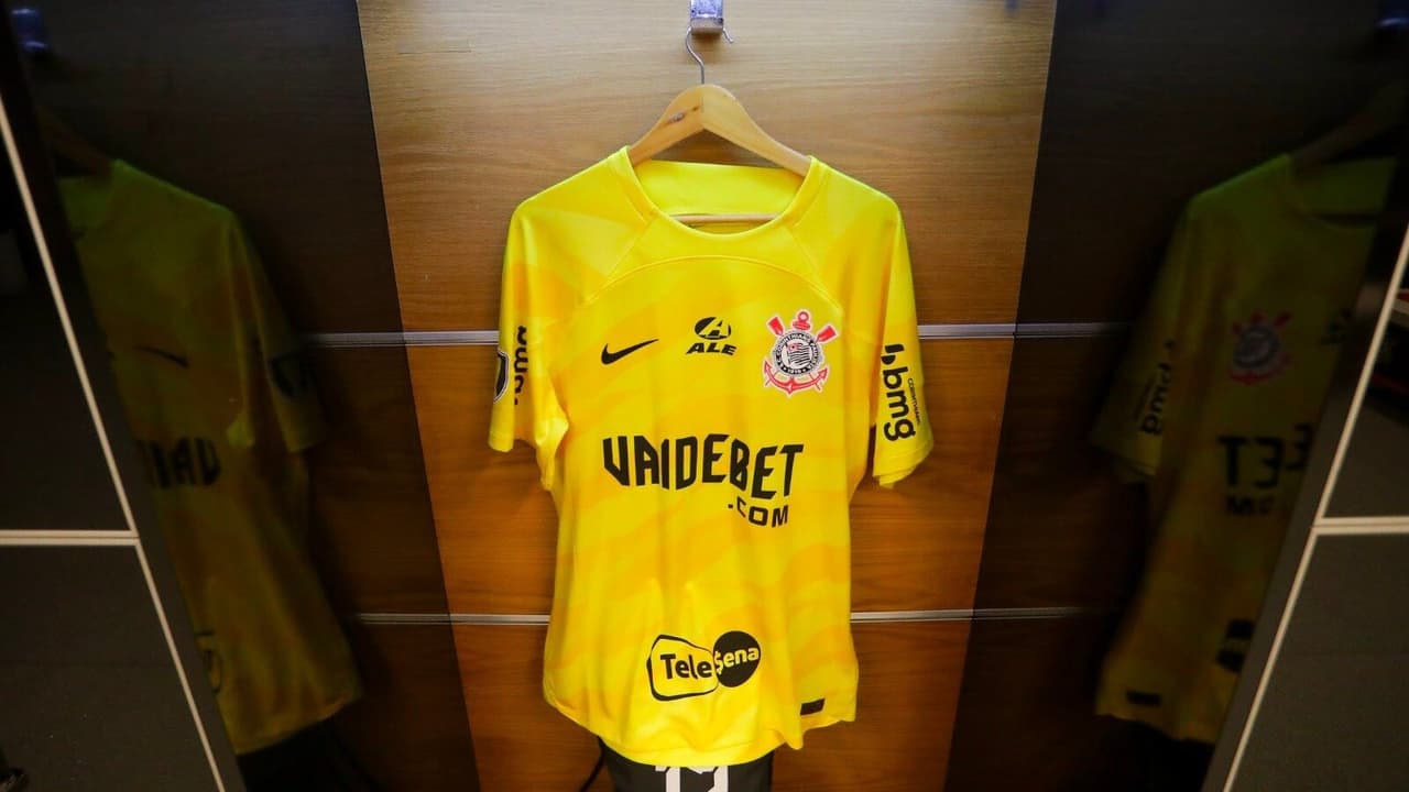 Corinthians é mencionado em investigação de transferência de valores ligada ao PCC.