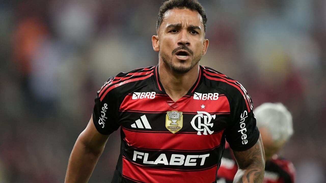 Danilo critica Seleção em declaração durante partida do Flamengo: Irrelevante ou menos