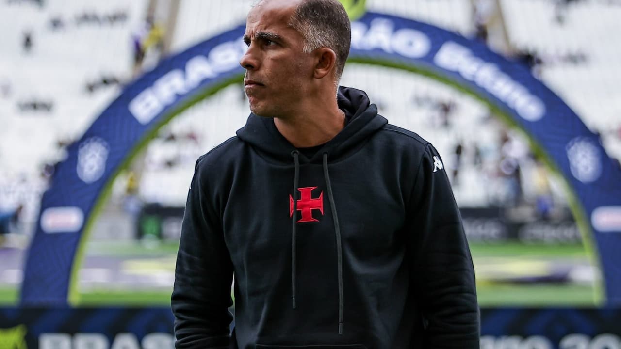 Felipe elogia atuação do Vasco e destaca evolução do time
