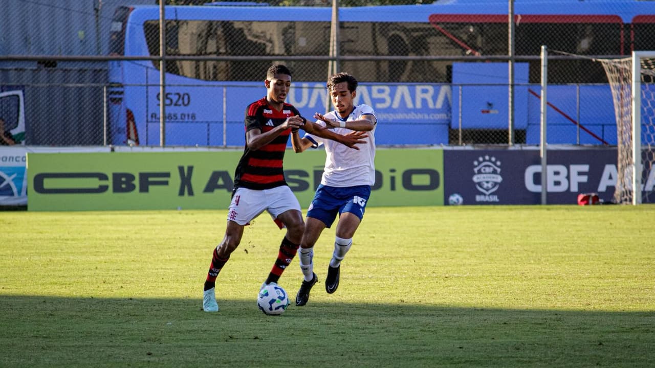 Flamengo vence Bahia com dois gols decisivos no Brasileirão Sub-20.