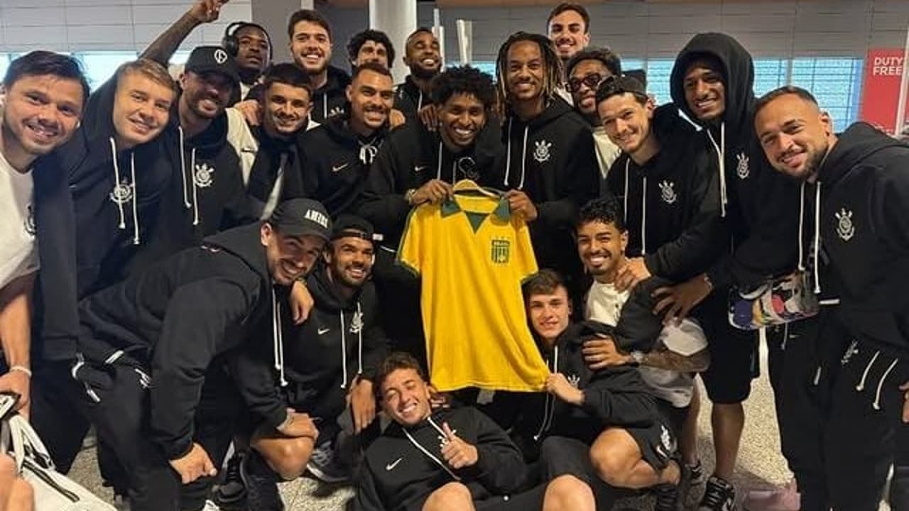 Corinthians demonstra entusiasmo com convocação de Hugo Souza para Seleção Brasileira