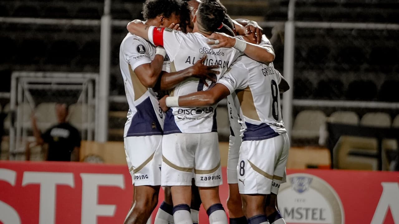 Ldu supera Táchira e lidera grupo do Flamengo na Libertadores.