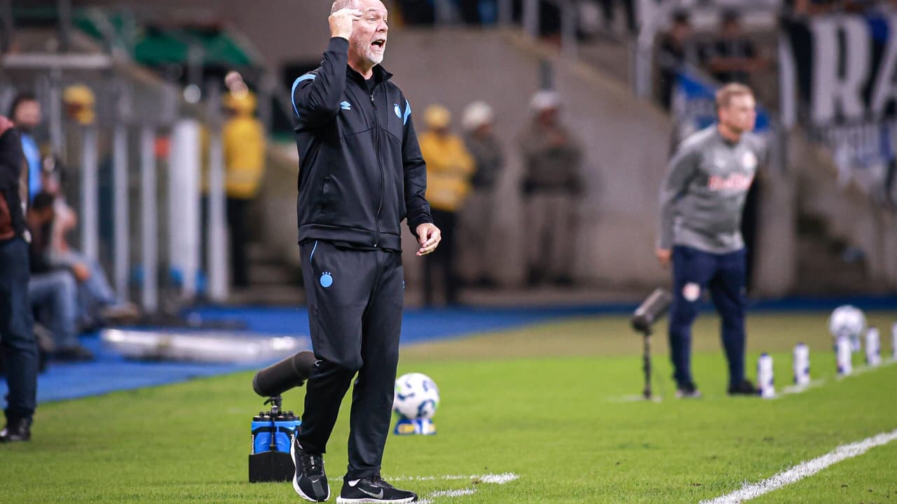 O problema que se repete no Grêmio de Mano Menezes