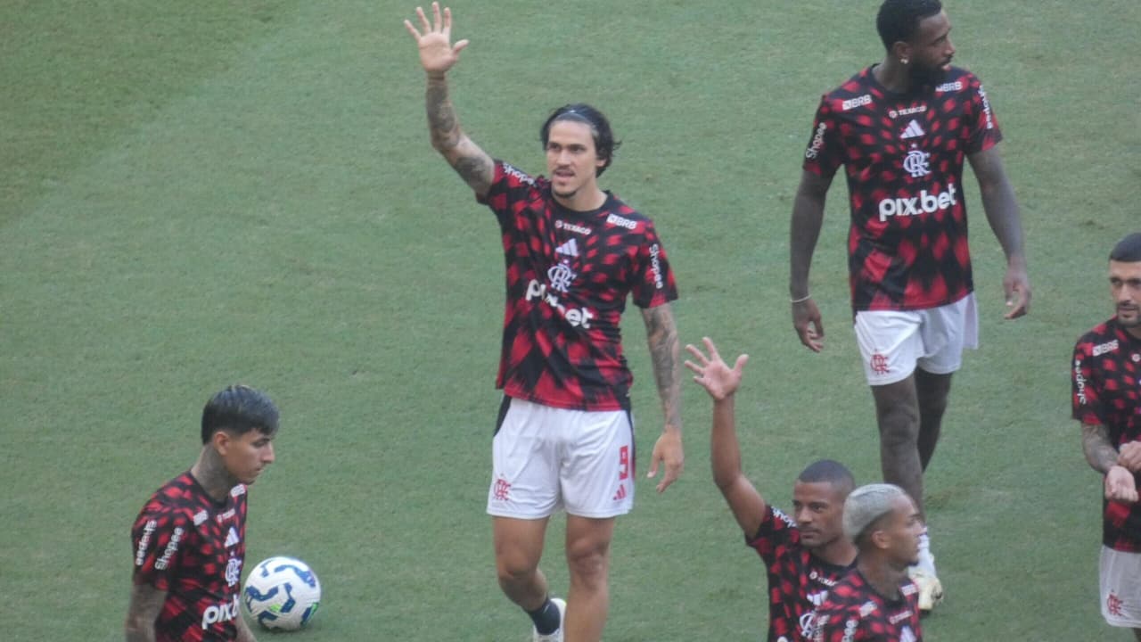 Pedro confia na boa fase do Flamengo para jogo difícil contra o Cruzeiro.