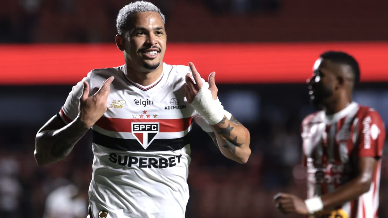 São Paulo encara Fortaleza para manter invencibilidade e sonhar com o G4 no Brasileiro