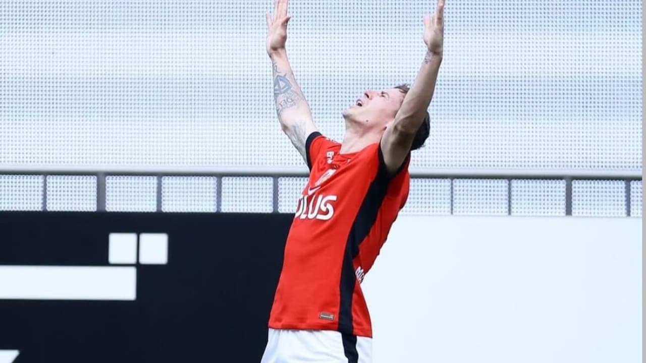 Ex-flamengo assina com clube japonês e elogia disciplina impressionante no país oriental