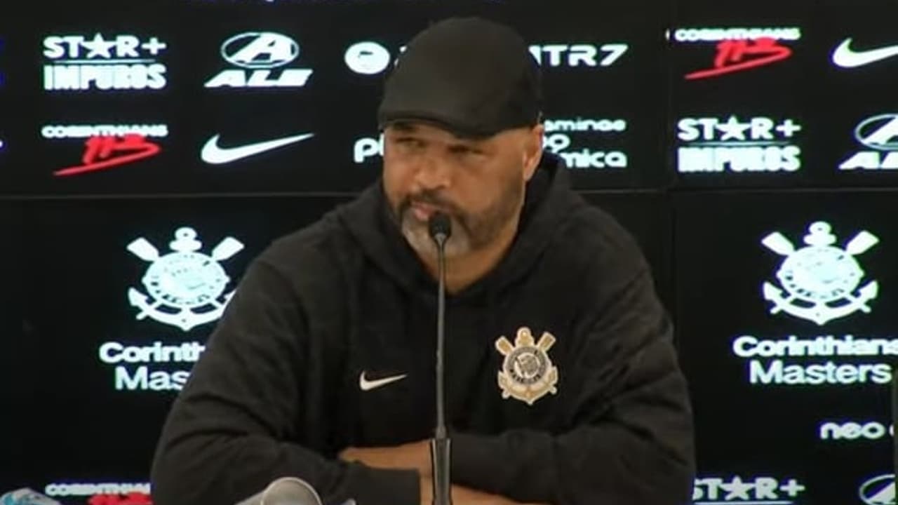 Ídolo do Corinthians pede demissão da base e alerta Augusto Melo: abre o olho